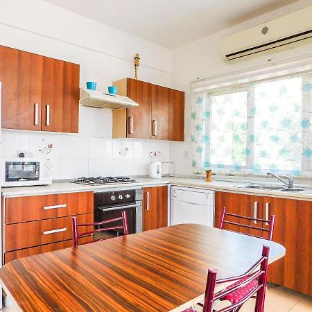 Rix Apartments Kerínia Kültér fotó