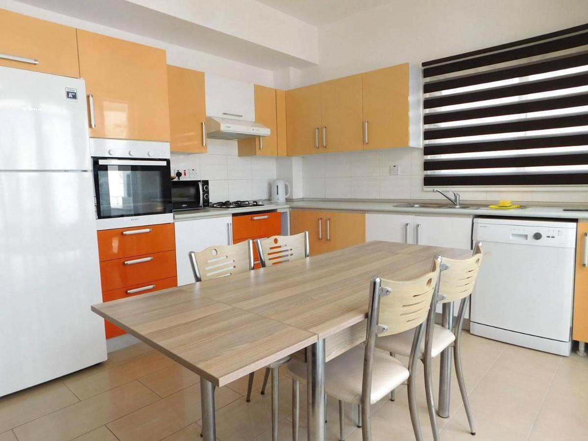 Rix Apartments Kerínia Kültér fotó